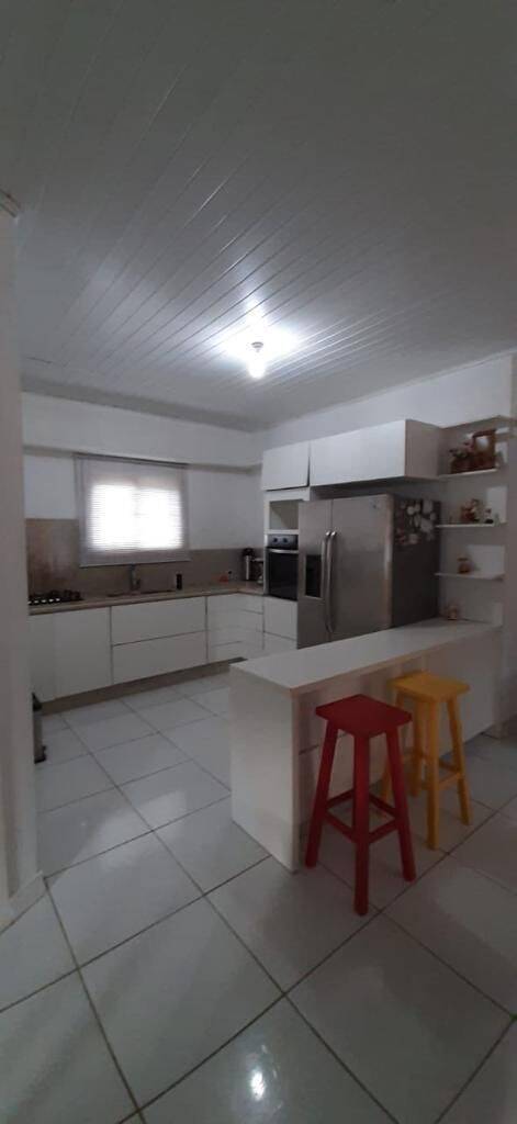 Casa à venda com 3 quartos, 120m² - Foto 8