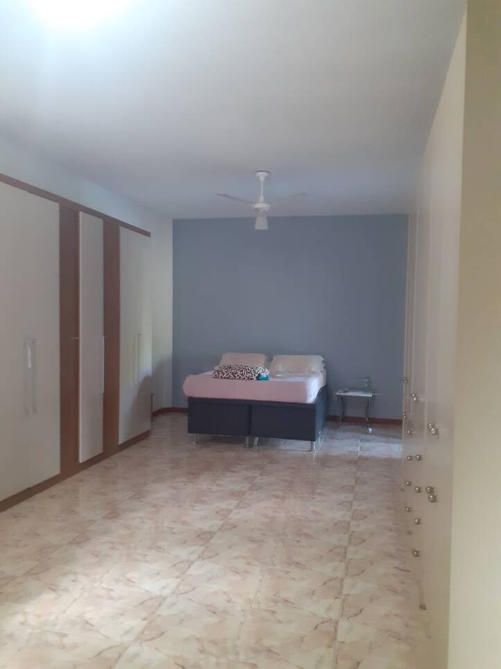 Casa à venda com 5 quartos, 3000m² - Foto 16