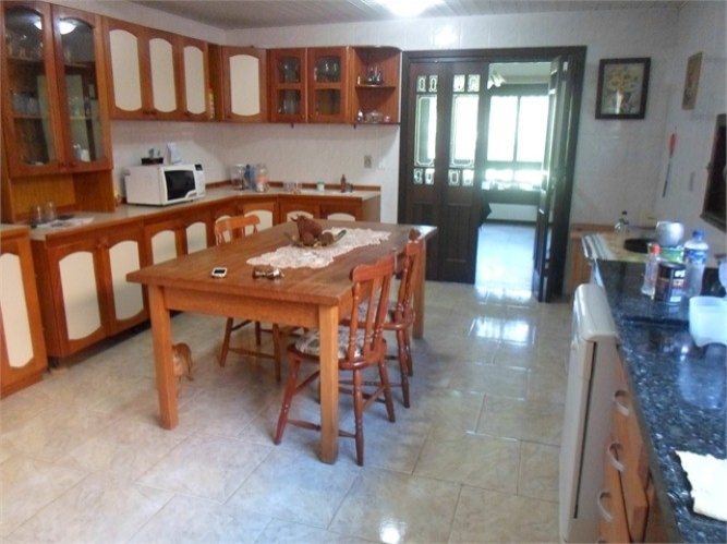 Casa à venda com 4 quartos, 300m² - Foto 9