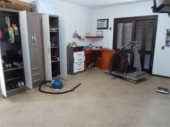 Casa à venda com 4 quartos, 300m² - Foto 28