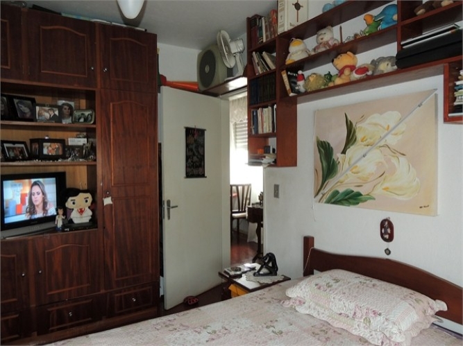 Apartamento à venda com 2 quartos, 60m² - Foto 9