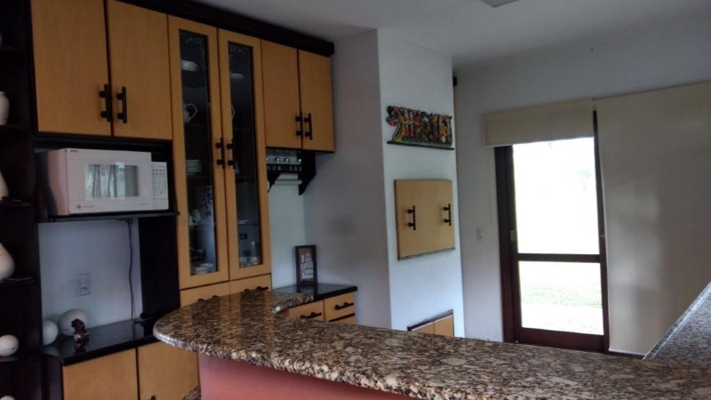 Casa à venda com 3 quartos, 179m² - Foto 12