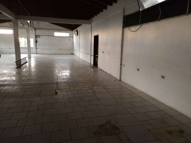 Prédio Inteiro à venda, 375m² - Foto 2