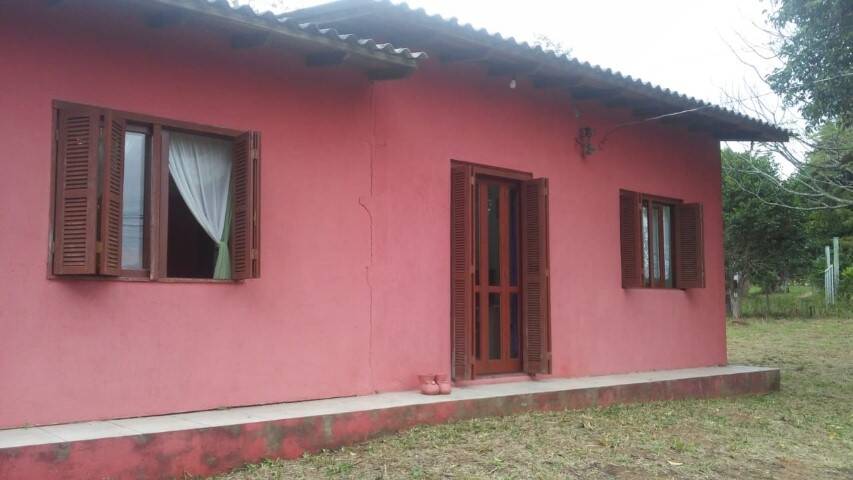 Fazenda à venda com 3 quartos, 150m² - Foto 1