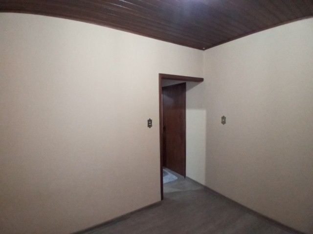 Casa à venda com 4 quartos, 198m² - Foto 9