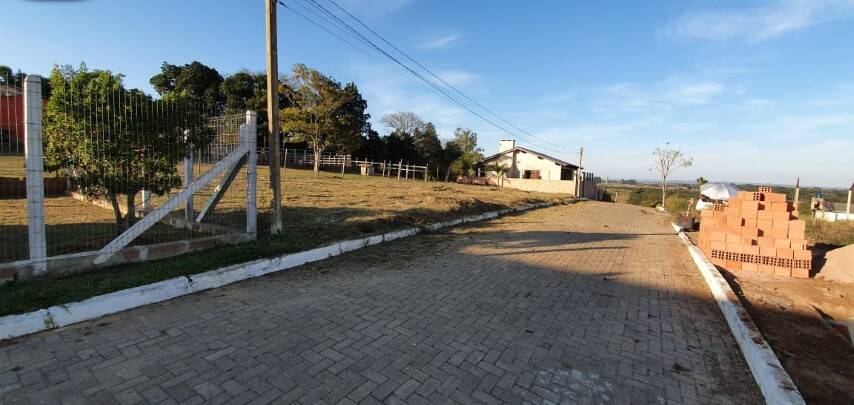 Terreno à venda, 300m² - Foto 1