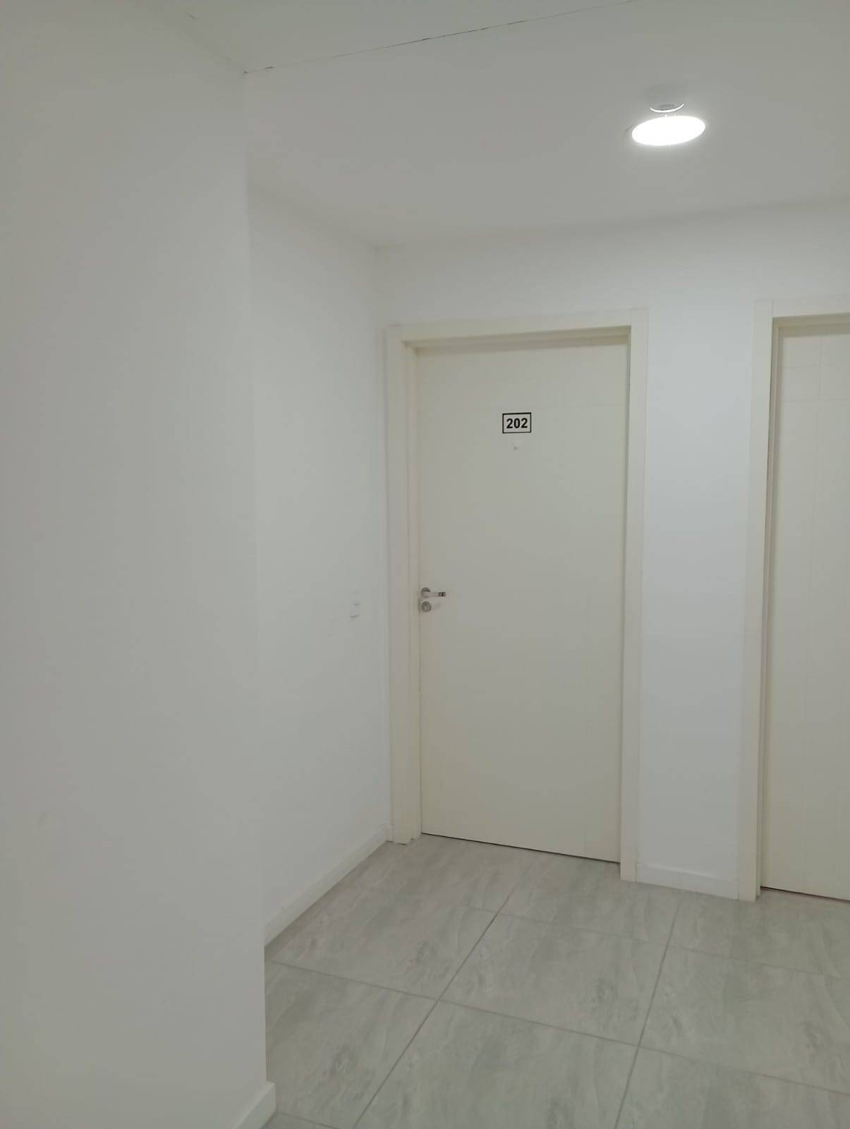 Apartamento à venda com 2 quartos, 70m² - Foto 10