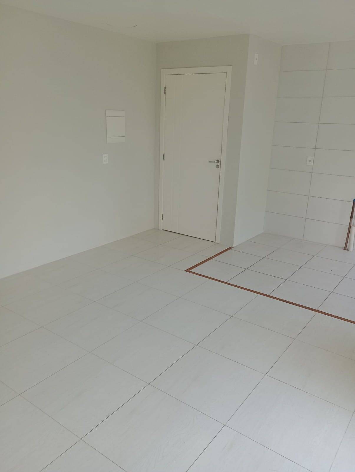 Apartamento à venda com 2 quartos, 70m² - Foto 17