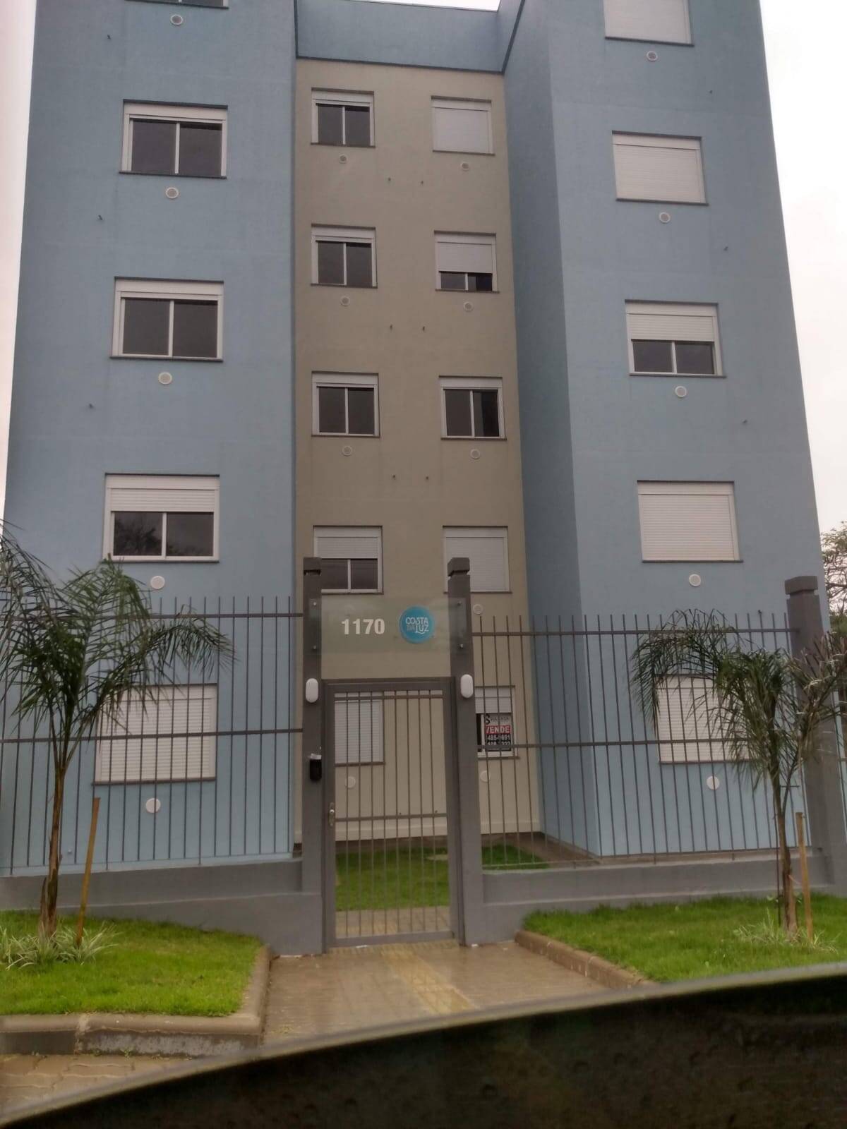 Apartamento à venda com 2 quartos, 70m² - Foto 1