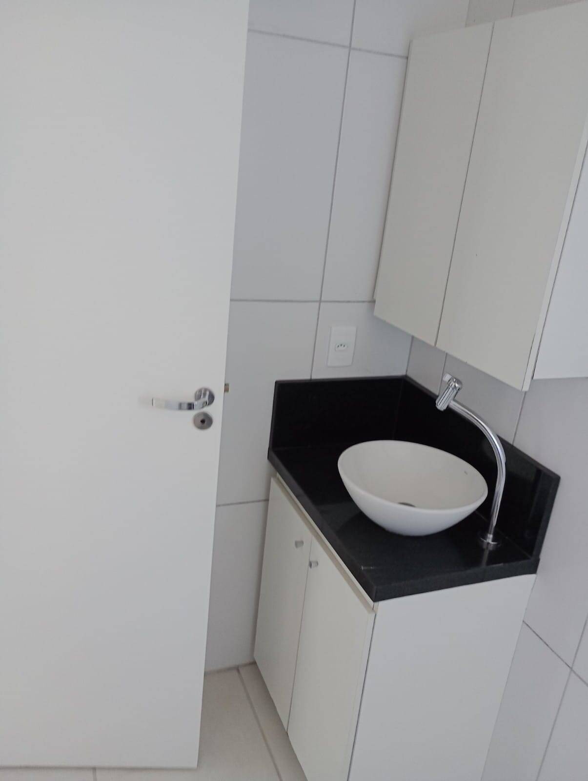 Apartamento à venda com 2 quartos, 70m² - Foto 18