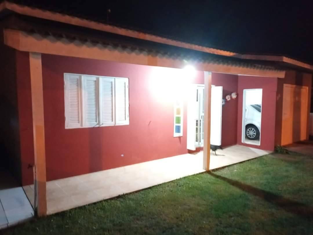 Casa à venda com 4 quartos, 195m² - Foto 2