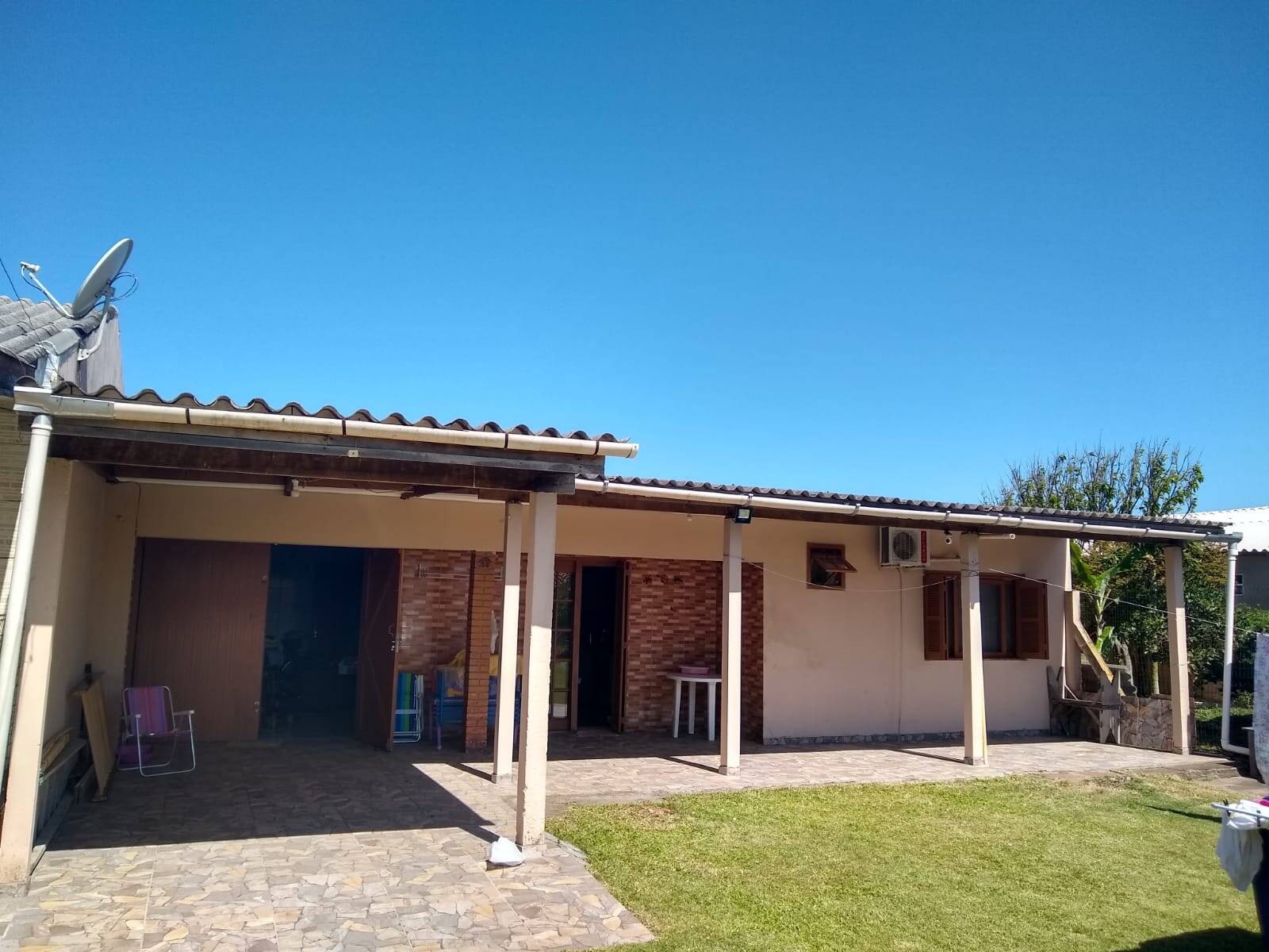 Casa à venda com 2 quartos, 84m² - Foto 1