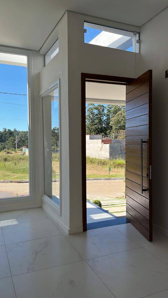 Casa à venda com 3 quartos, 103m² - Foto 3