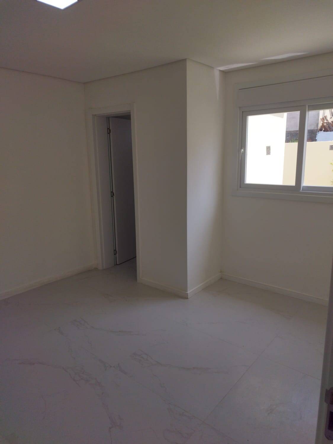 Casa à venda com 3 quartos, 103m² - Foto 9