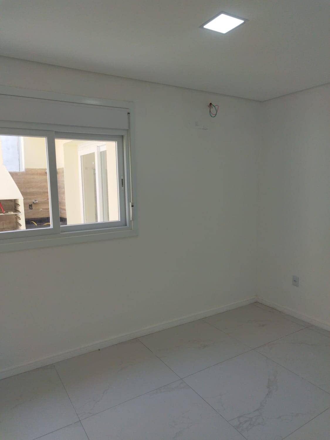 Casa à venda com 3 quartos, 103m² - Foto 8