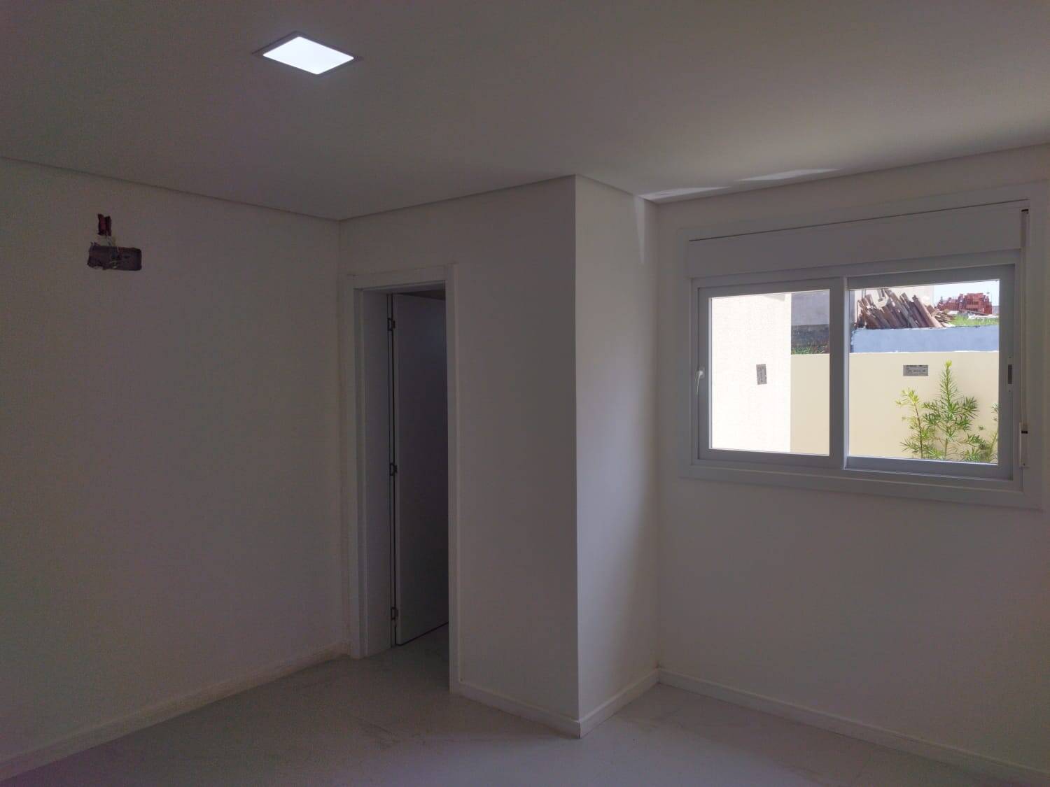 Casa à venda com 3 quartos, 103m² - Foto 11