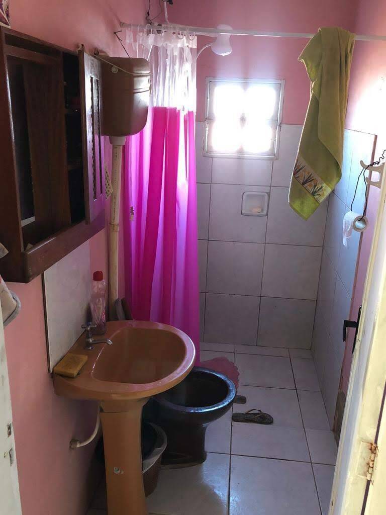 Casa à venda com 3 quartos, 70m² - Foto 8