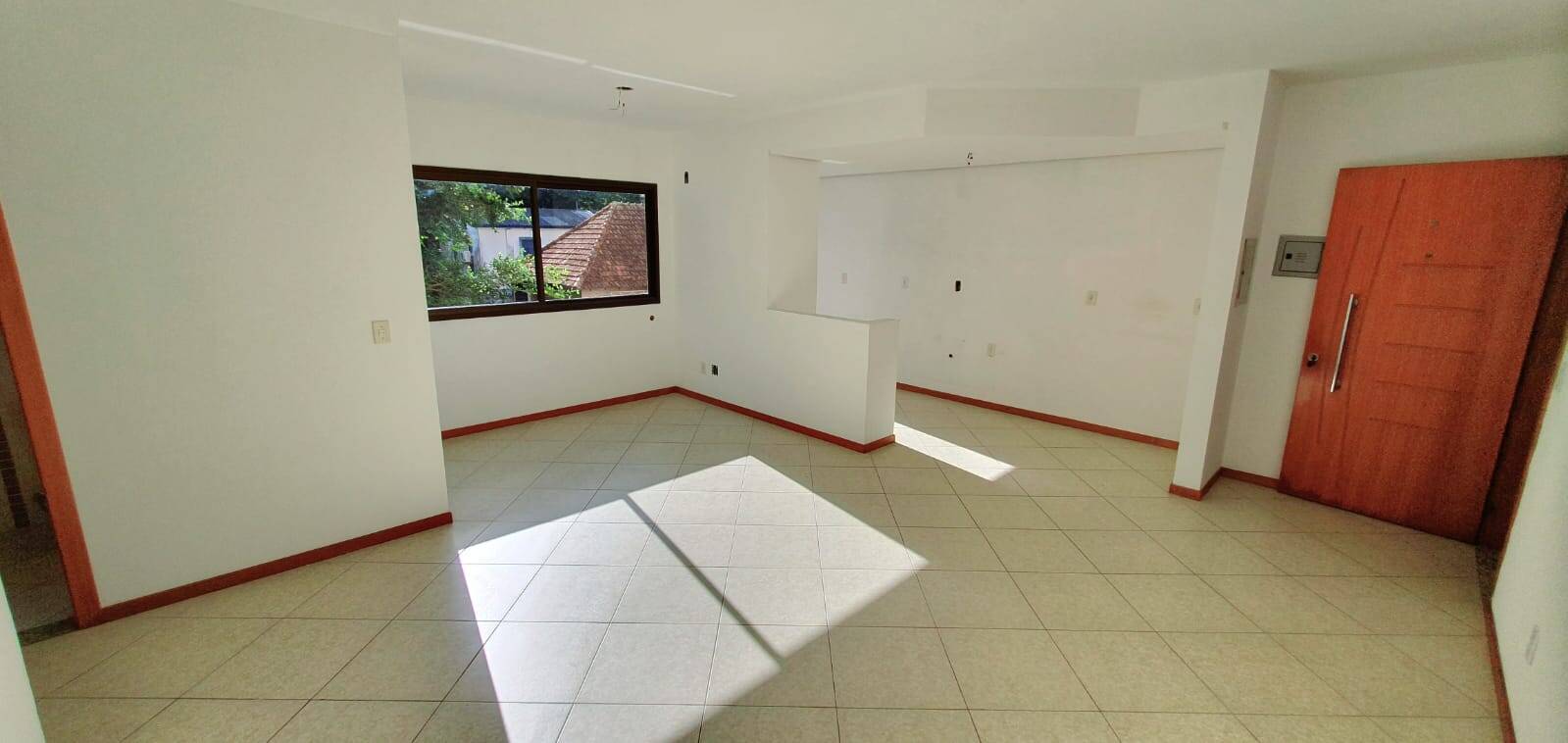 Apartamento à venda com 2 quartos, 67m² - Foto 2