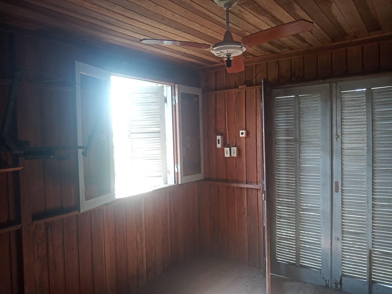 Casa à venda com 2 quartos, 63m² - Foto 12