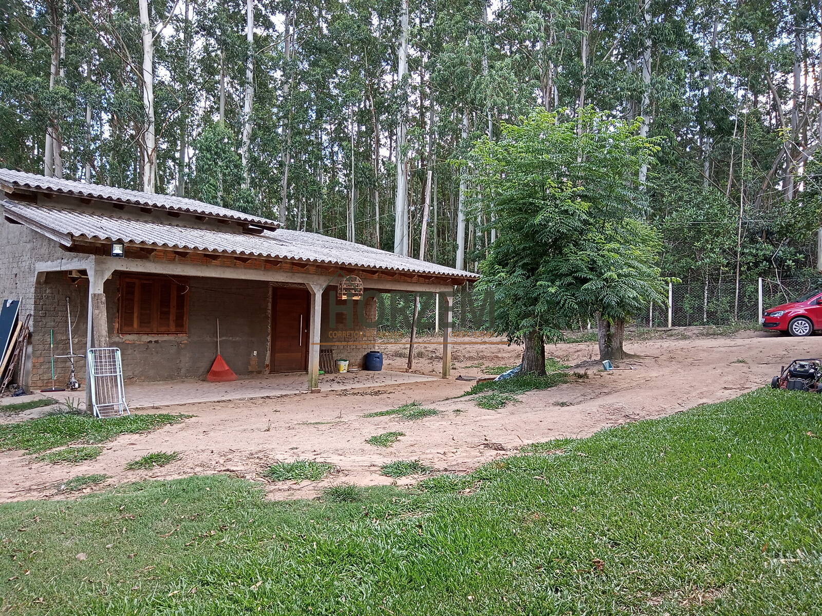 Fazenda à venda com 2 quartos, 250m² - Foto 2