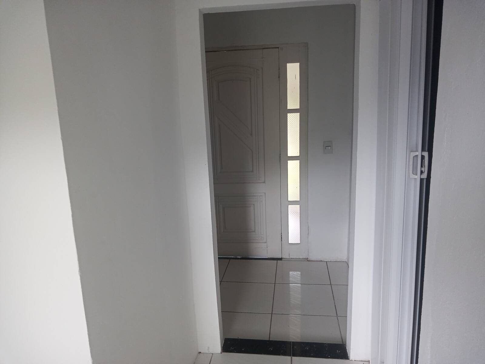 Casa à venda com 2 quartos, 80m² - Foto 7