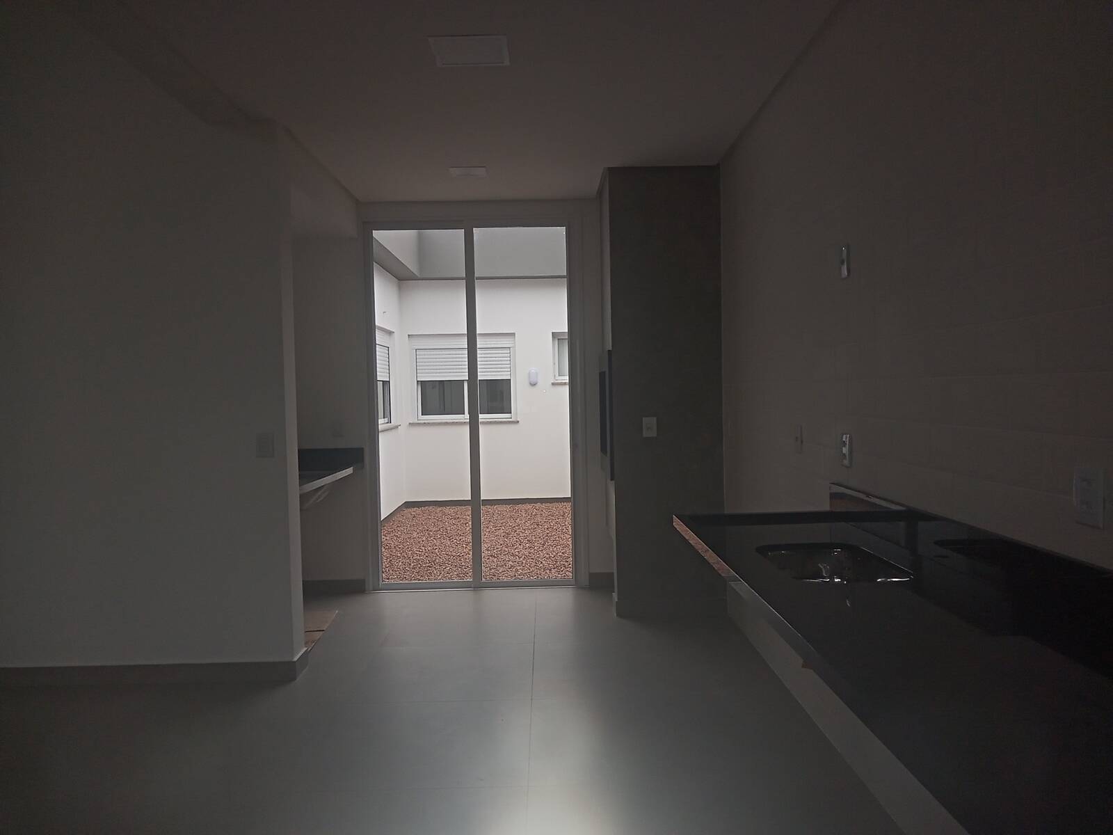 Casa à venda com 3 quartos, 95m² - Foto 8