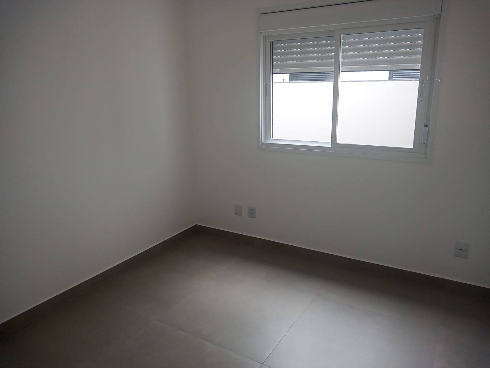 Casa à venda com 3 quartos, 95m² - Foto 19