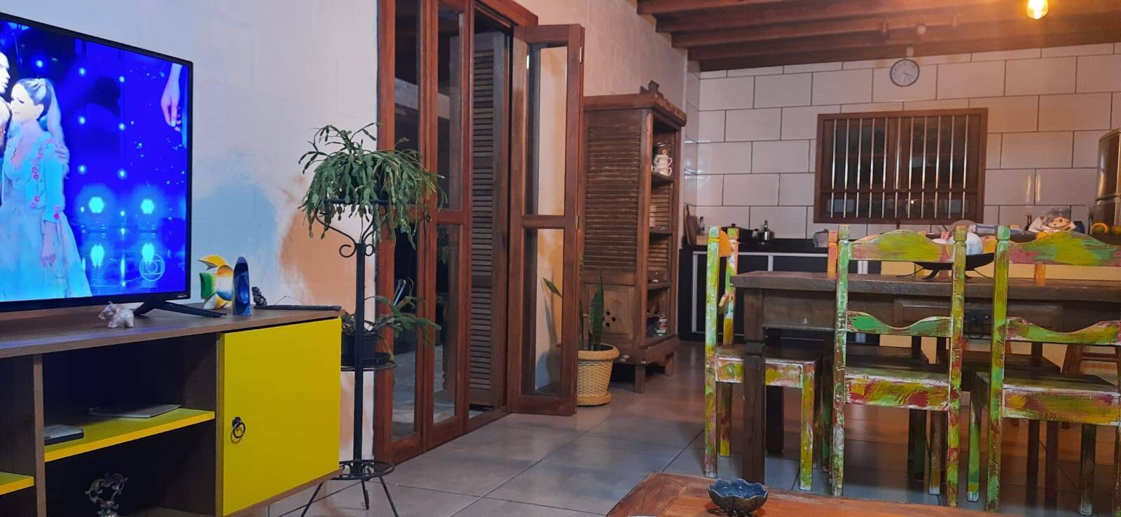 Casa à venda com 2 quartos, 90m² - Foto 3