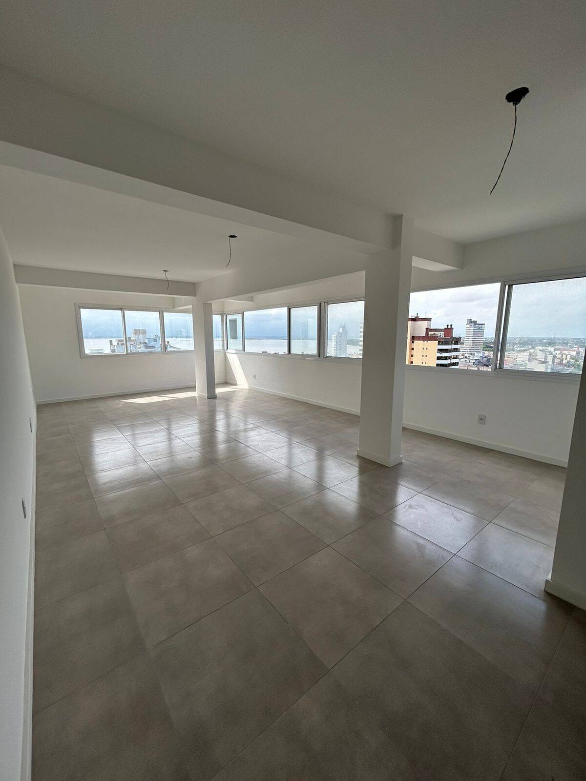 Apartamento à venda com 3 quartos, 115m² - Foto 10