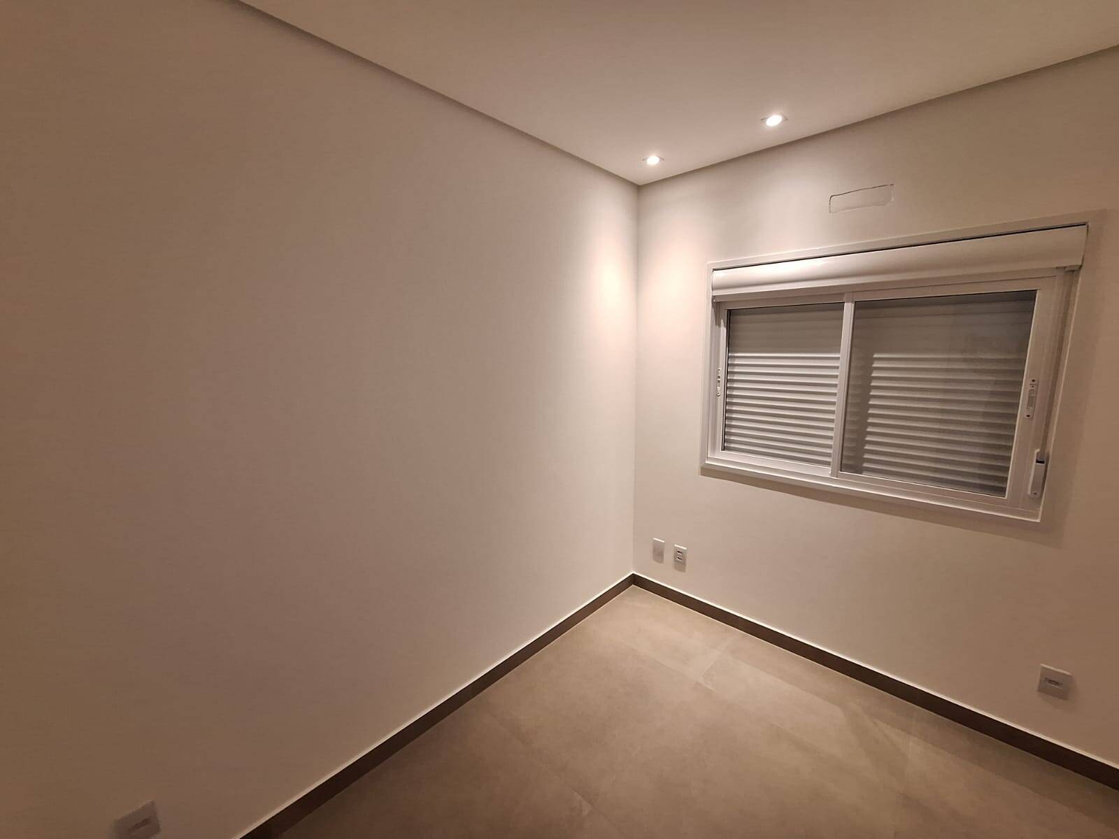 Casa à venda com 3 quartos, 95m² - Foto 28