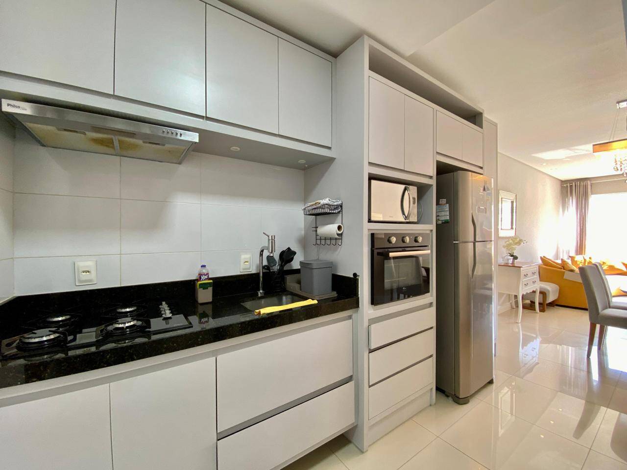 Apartamento à venda com 2 quartos, 63m² - Foto 9