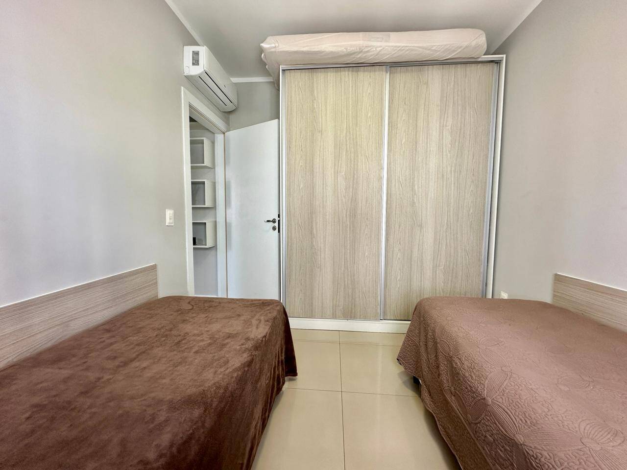 Apartamento à venda com 2 quartos, 63m² - Foto 17