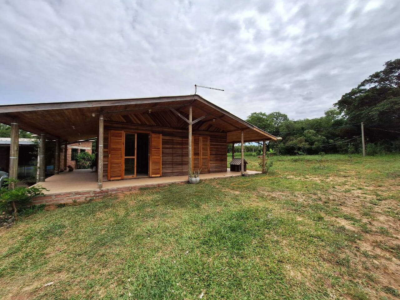 Fazenda à venda com 2 quartos, 271m² - Foto 2